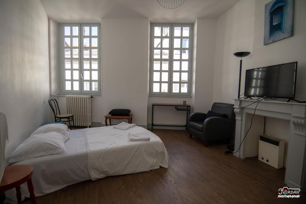 Hyper Centre - 3 Chambres - Gare - Wifi - Cosy Bourg-en-Bresse Esterno foto